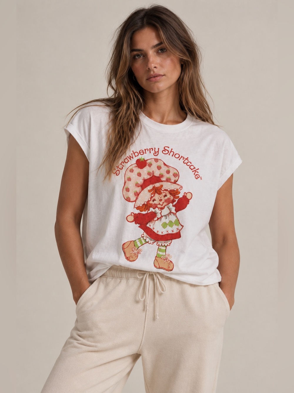 Strawberry Shortcake 100% cotton White Graphic Tee size Large